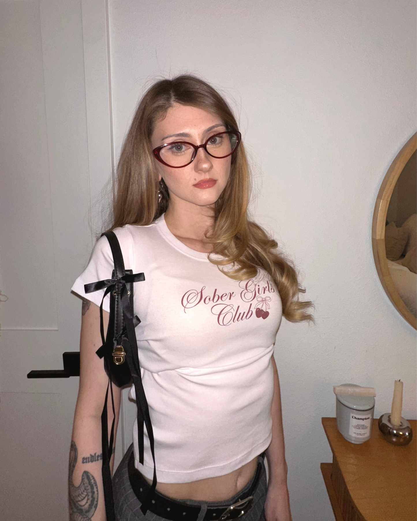 Sober Girls Club Cropped T-Shirt - Alcohol-Free Lifestyle Graphic Tee for Women